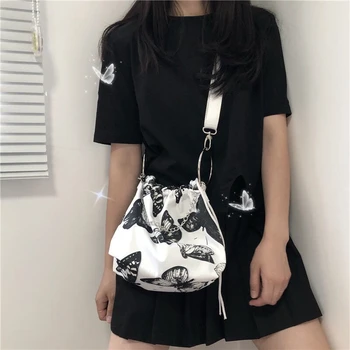Женская сумка на шнурке через плечо с цепочкой с бабочкой Ins Мода 2021 Хип-хоп Черный Белый Розовый Для шоппинга на улице Snap
