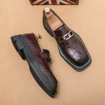 Новые лоферы, Мужские модельные туфли с квадратным носком, с металлическим украшением, коричневые, Черные, Белые, Мужская обувь ручной работы
