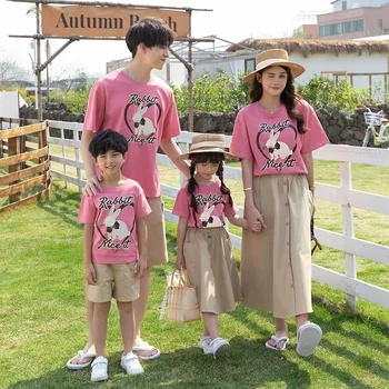 Комплект для всей семьи, Корейская детская одежда 2023, топ и юбка для мамы и дочки, костюм-двойка, одинаковые наряды для отца и сына
